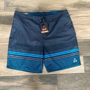 Gerry NWT men’s lined swim trunks XXL